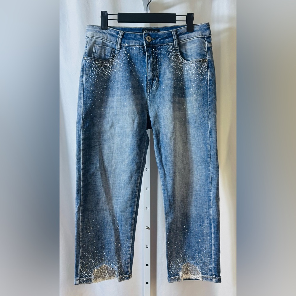 Alison‎ Sheri Sequin Embellished Denim Capris Rise 11” Inseam 22” size L